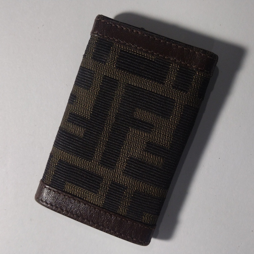 Vintage Fendi Zucca Monogram Leather Key Case – 6 Hooks Luxury Broen Wallet #02 - Picture 5 of 10